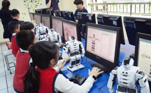 藍(lán)海軟通 國(guó)內(nèi)領(lǐng)先的互聯(lián)網(wǎng)方案定制開發(fā)先鋒